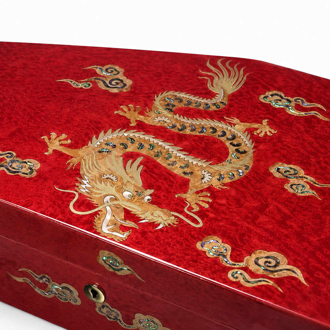 Cuba Havana Dragon Spanish Cedar Cigar Box with 130-140 cigars