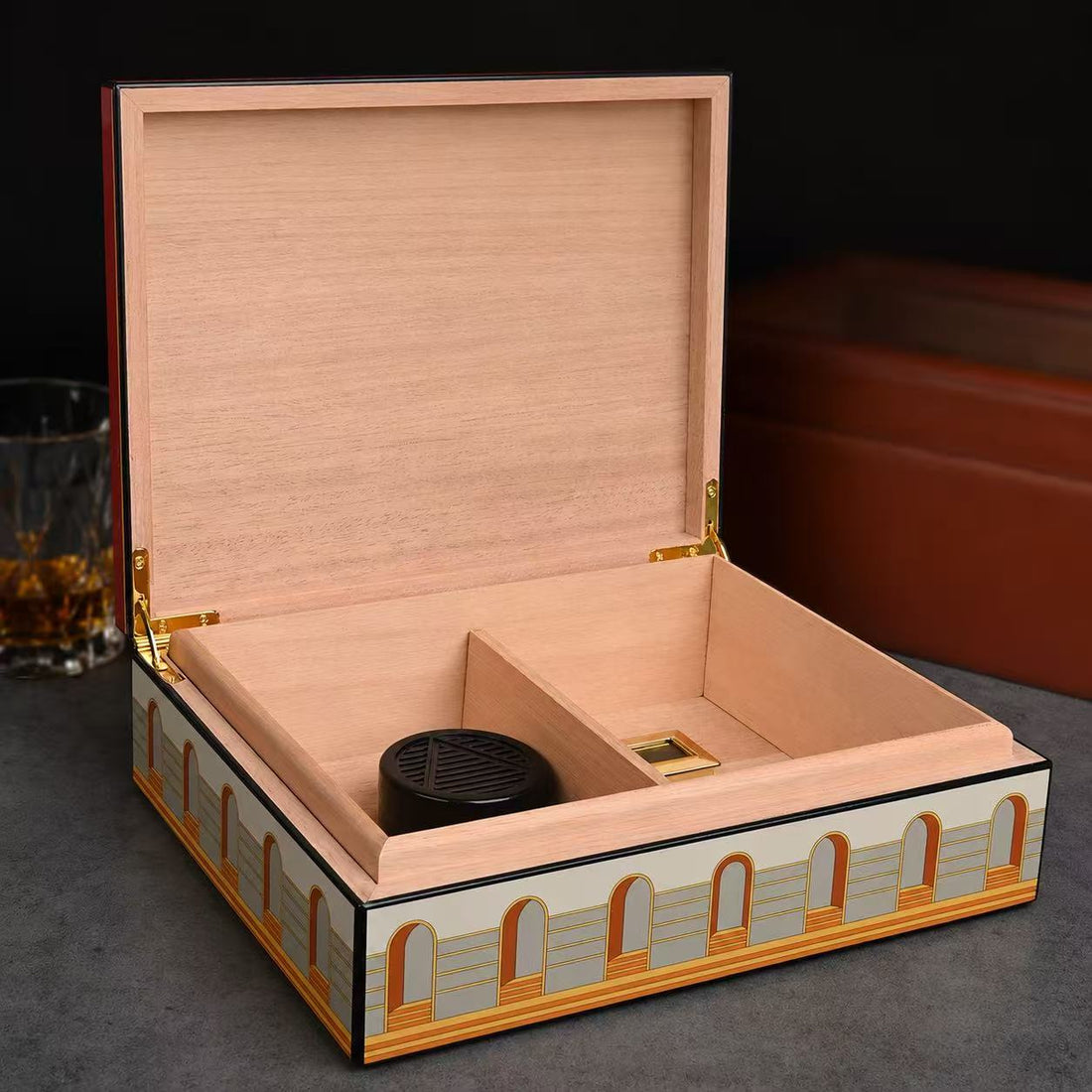 Cuba Havana Cigar Box with 30 cigars