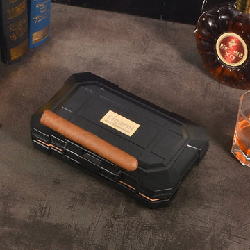 Black Cigar Travel Case with 5 cigars
