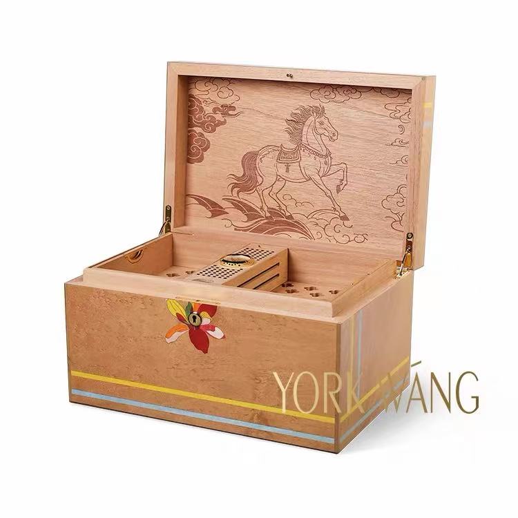 York Wang Horse Spanish Cedar Cigar Box